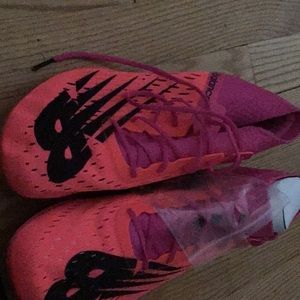 NB sprint spikes NWT 11 W